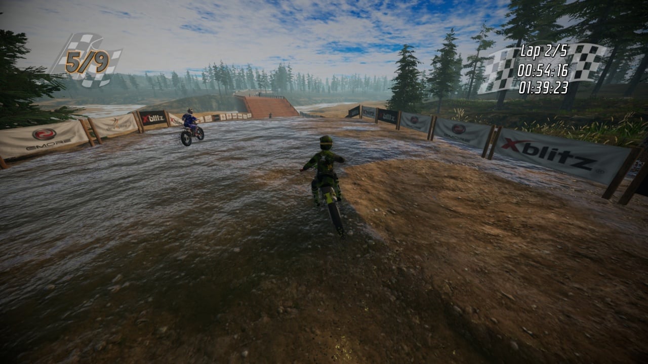 越野车疯狂[Dirt Bike Insanity] 游戏截图4